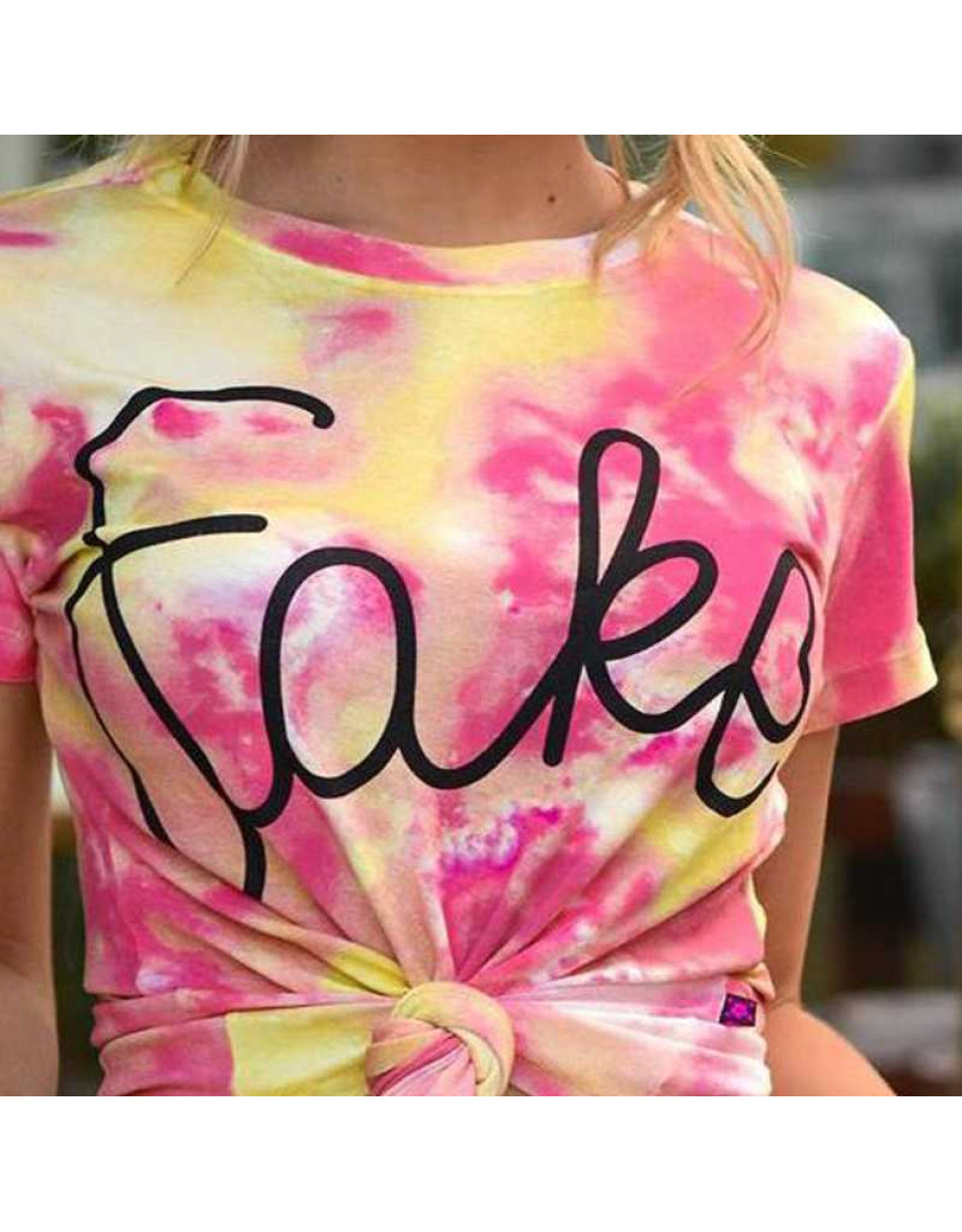 Blusa com estampas Tie Dye