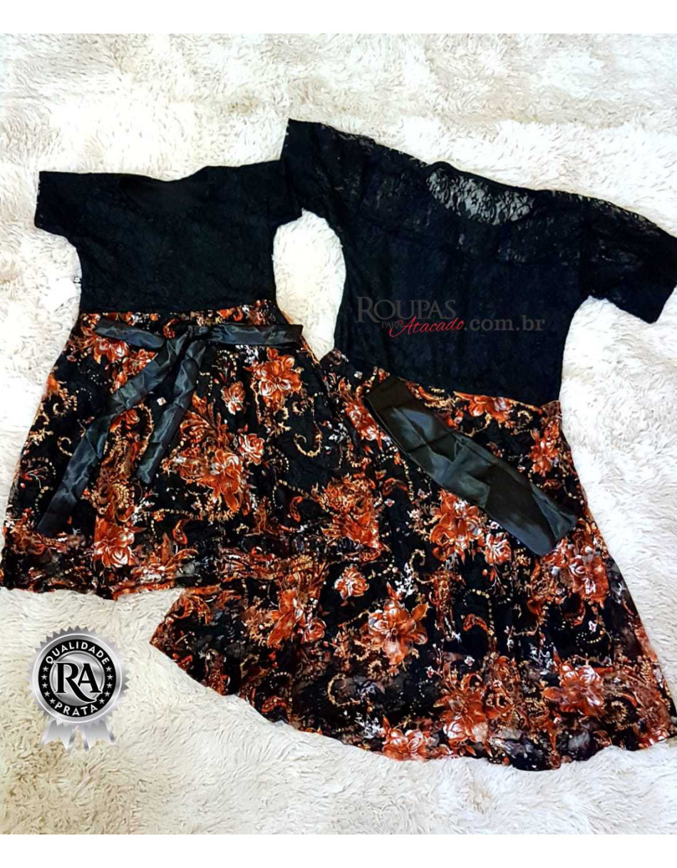 Vestido de Renda Tal Mãe Tal Filha