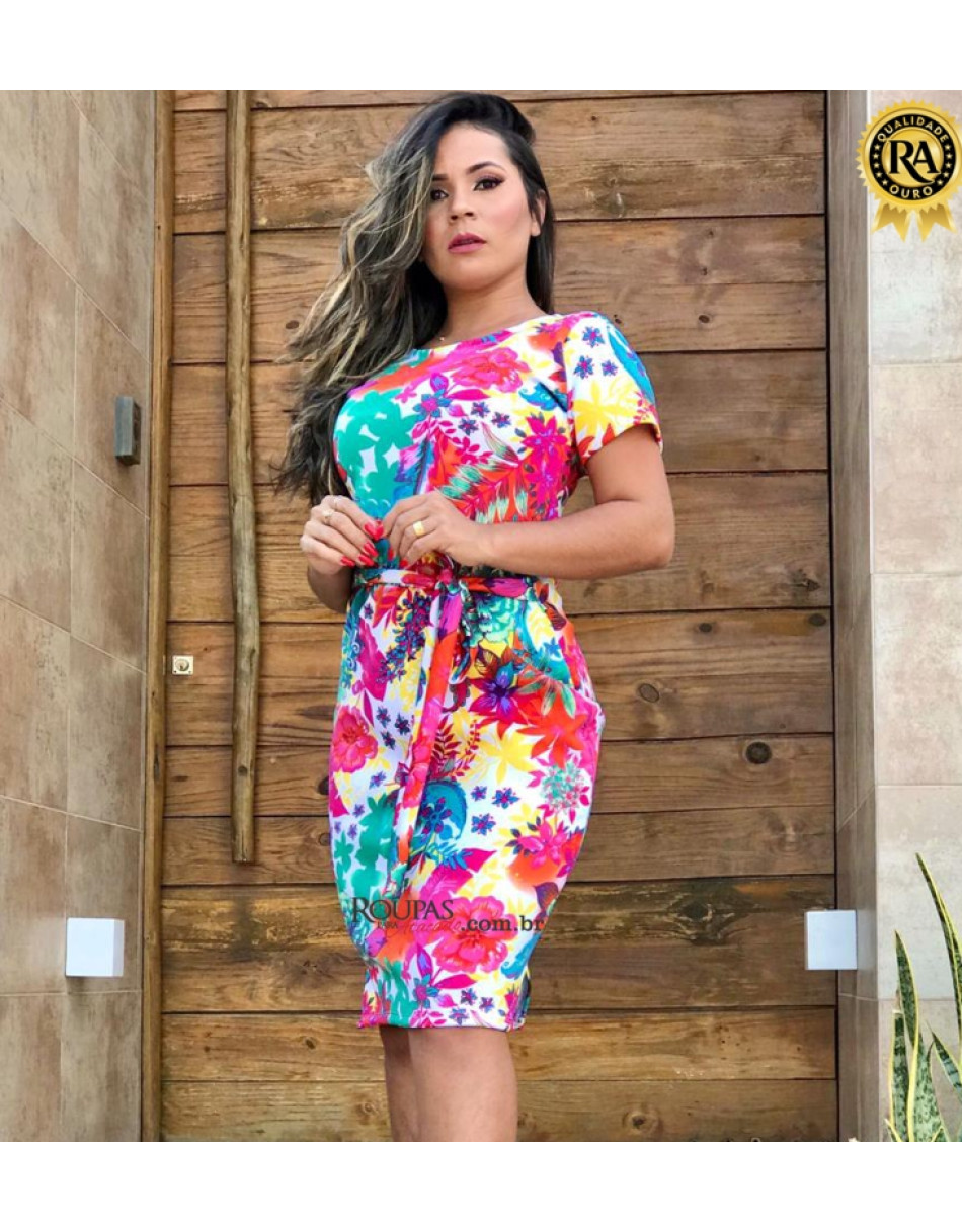 Vestido Neoprene Tubinho com Laço 