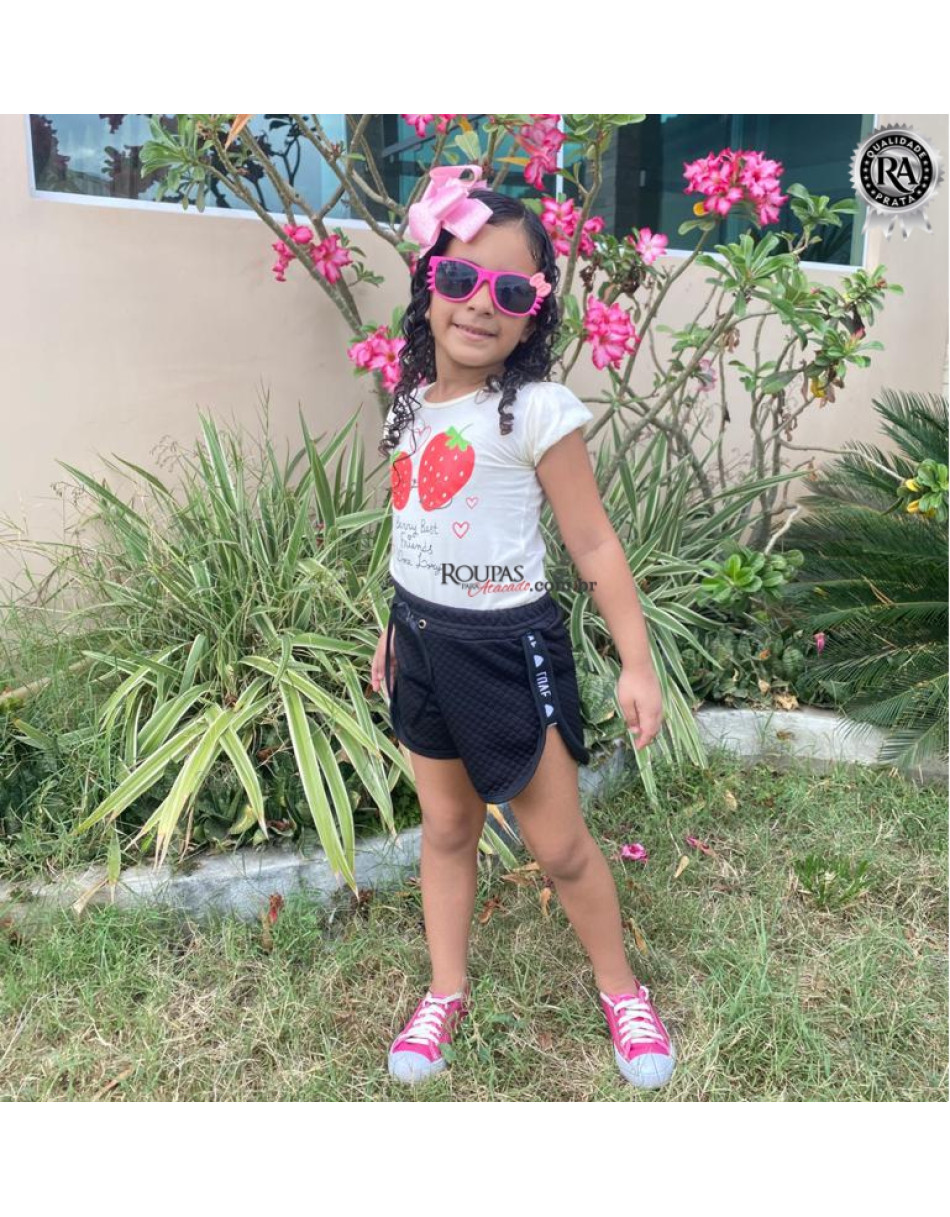 Short Infantil Blogueirinha Em Matelassê 