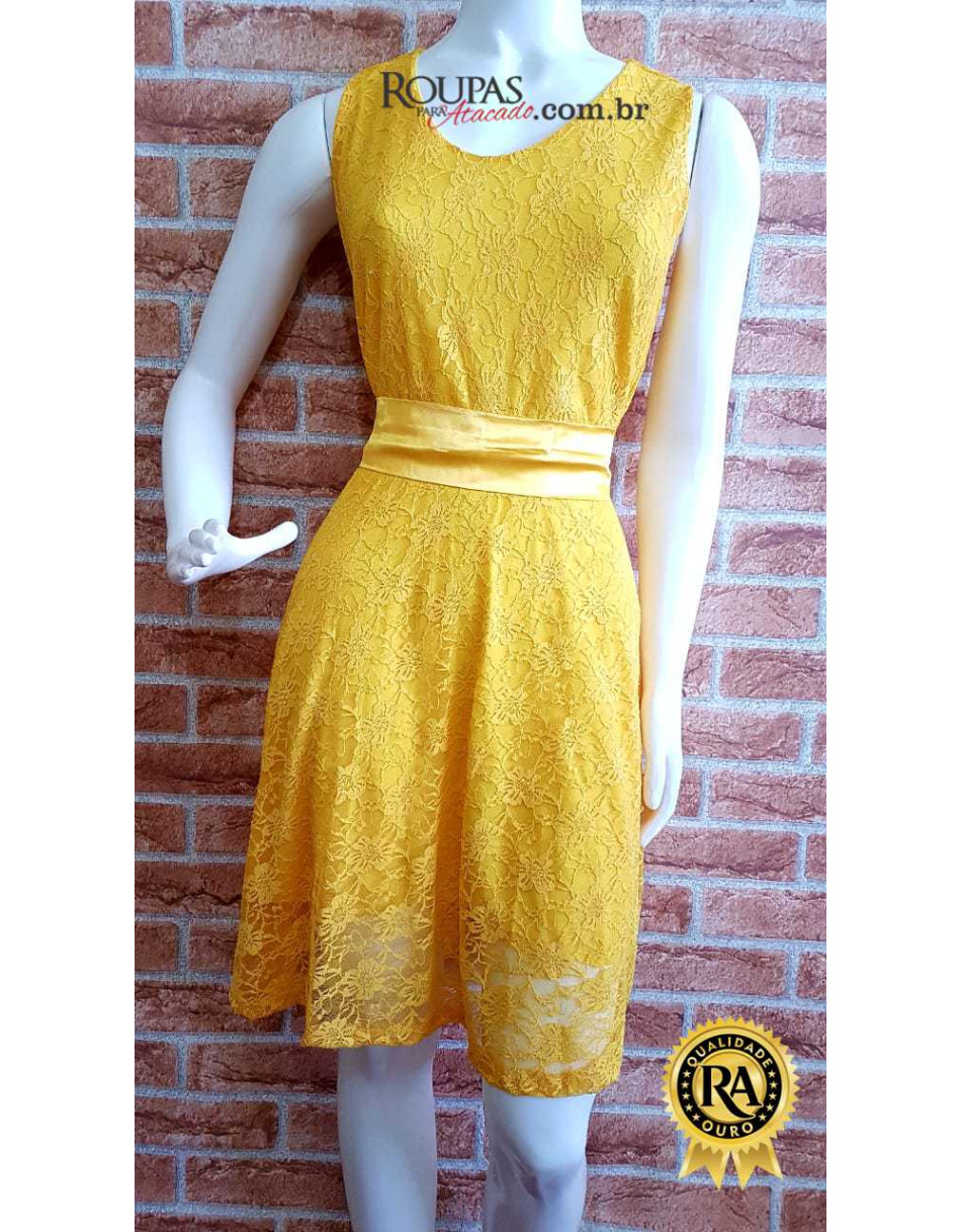 Vestido de Renda Liso